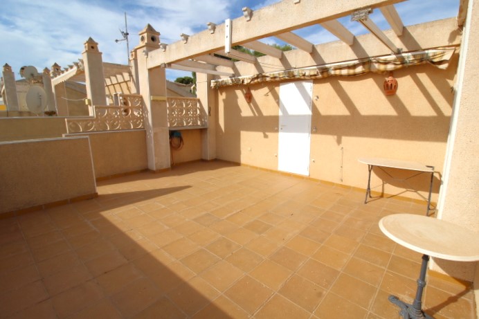 Detached villa in popular Blue Lagoon, Villamartin