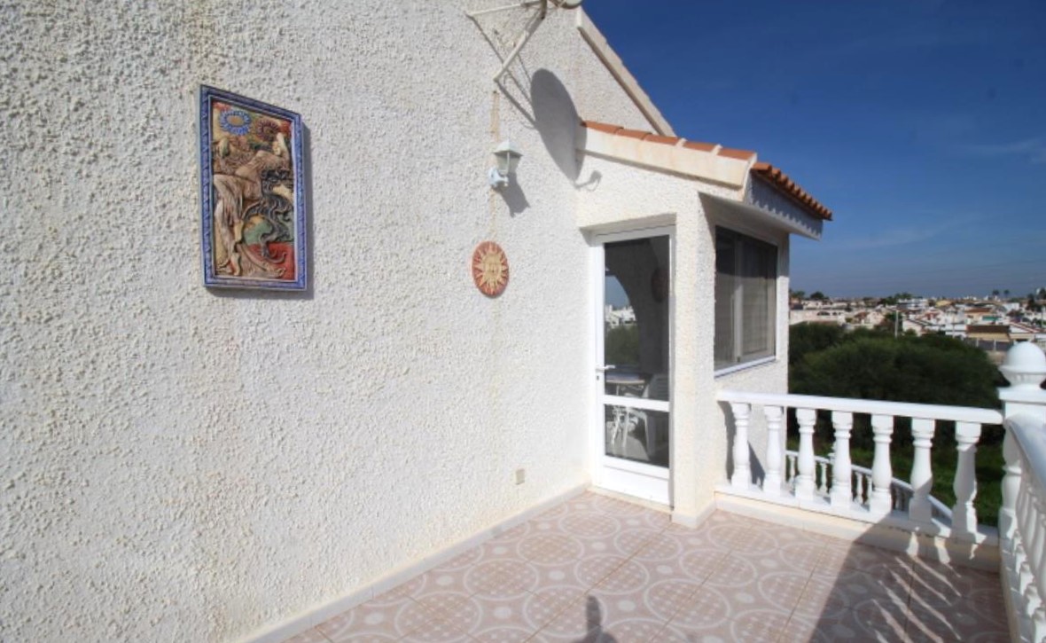 Detached villa in the popular area of Blue Lagoon