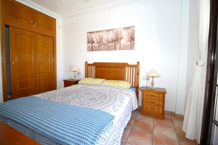 Corner town house for sale in El Galan