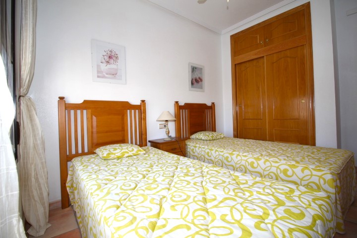 Corner town house for sale in El Galan