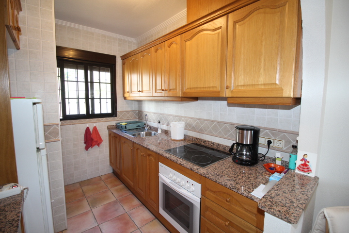 Corner town house for sale in El Galan