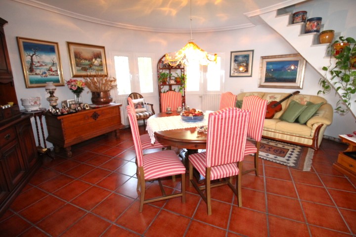 Chalet orientado al sur en San Luis