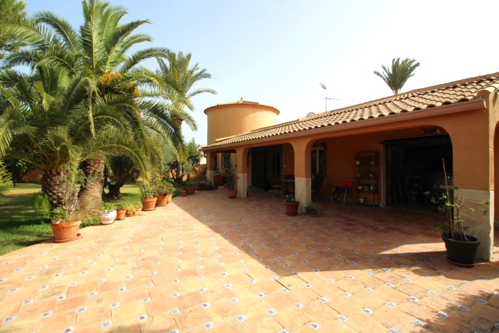 Chalet orientado al sur en San Luis