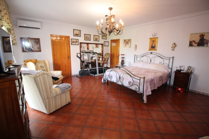 Chalet orientado al sur en San Luis