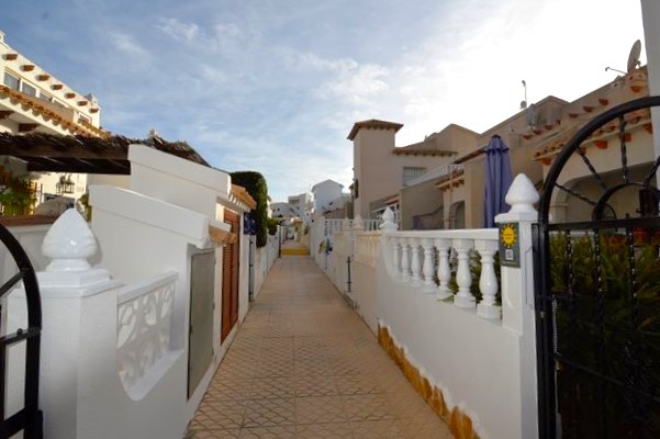 Fantastic reformed property in Villamartin