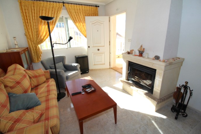 Detached villa in popular Montegolf, Villamartin