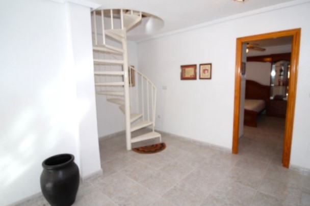 Detached villa in popular Montegolf, Villamartin