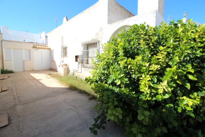 Semi-detached house in Blue Lagoon