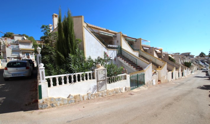 Eckbungalow in Montegolf, Villamartin