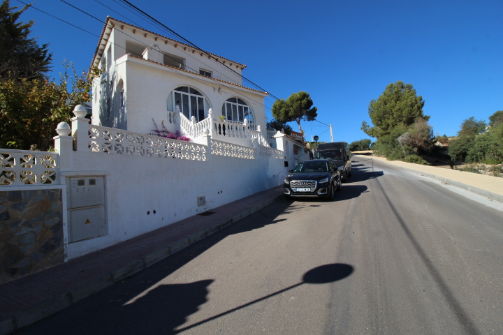 Villa indépendante reforme 2023  avec piscine privée à Blue Lagoon / Villamartin