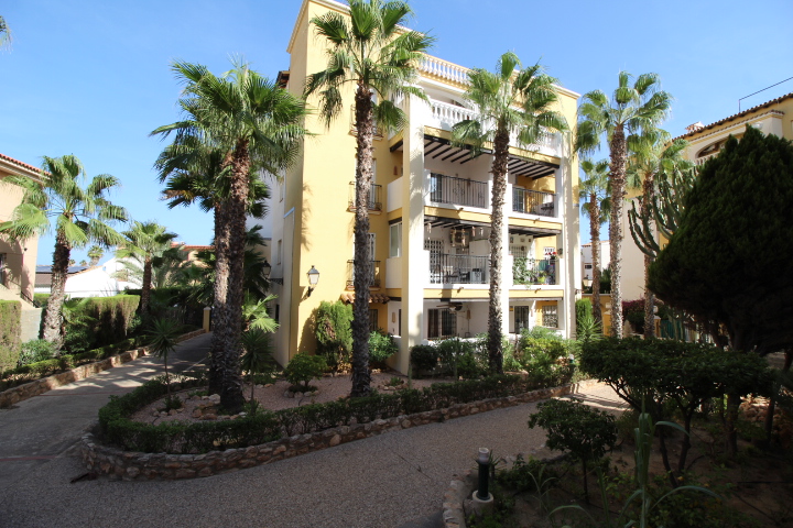 Apartamento amueblado planta baja en Torrevieja Aldea del mar