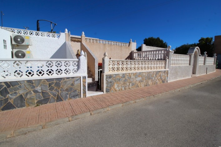 Bungalow te koop in San Miguel de Salinas