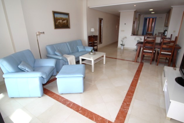 atemberaubende Wohnung mit 2 Schlafzimmern und 2 Badezimmern in Orihuela Costa