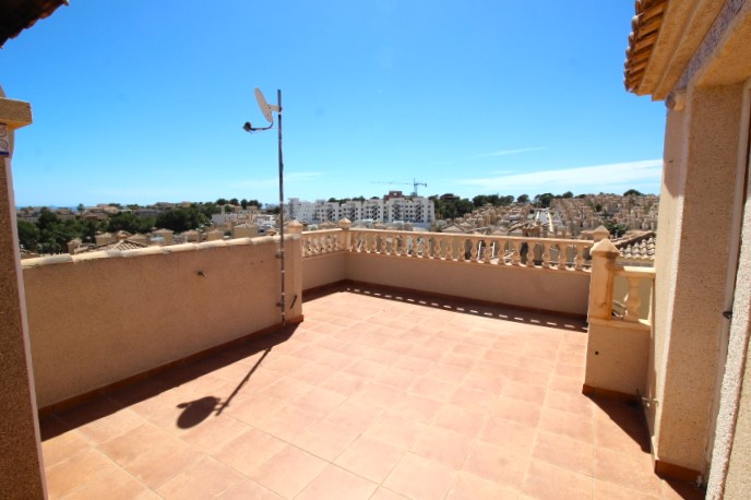 Villa in vendita a Villamartín-Las Filipinas (Orihuela)