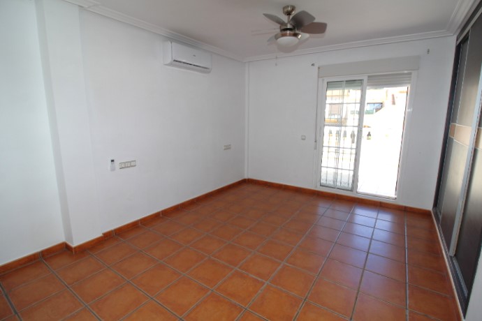 Villa te koop in Villamartín-Las Filipinas (Orihuela)