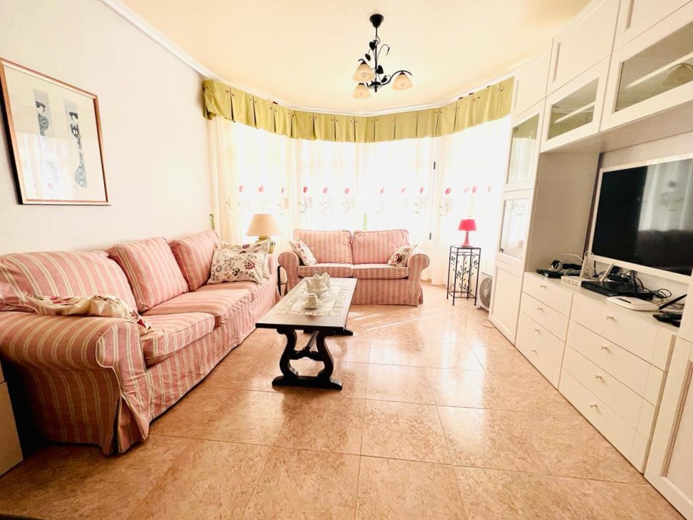 Immaculate detached villa