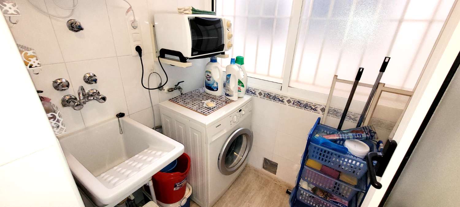 Appartement de plain-pied au dernier étage situé à Mil Palmeras