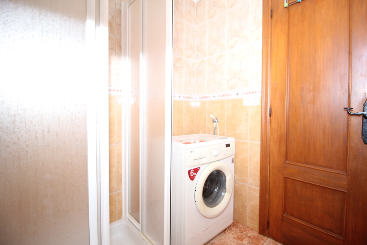 Encantador apartamento esquina planta baja en Playa Flamenca