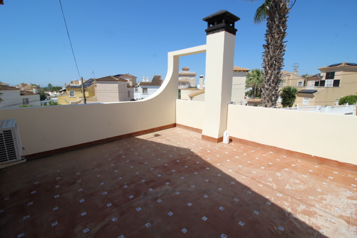 Chalet te koop in Villamartín-Las Filipinas (Orihuela)