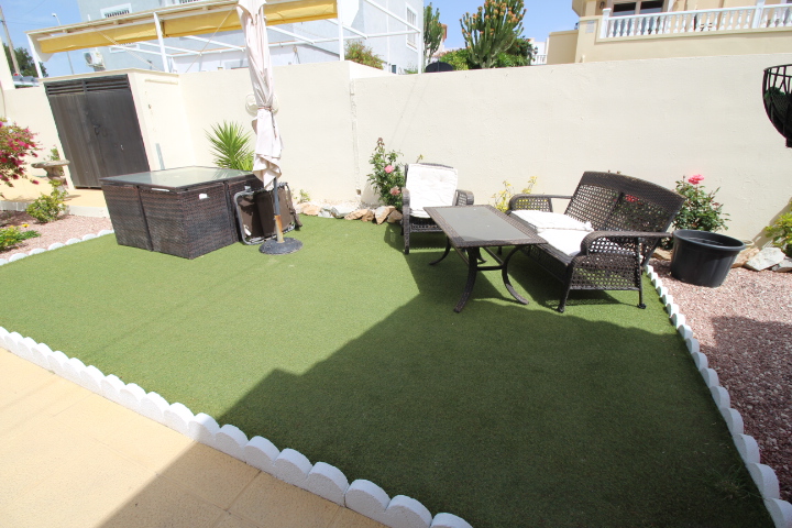 Chalet independiente con piscina privada en Villamartin - El Galan