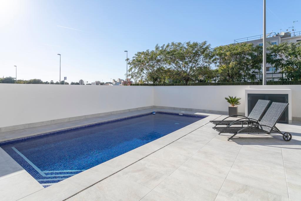 Villa in vendita a Daya Nueva