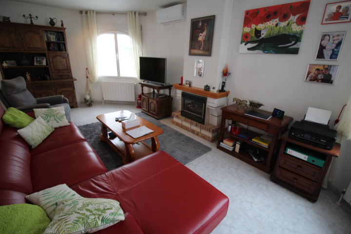 Chalet independiente con piscina privada en Las Filipinas, Villamartin