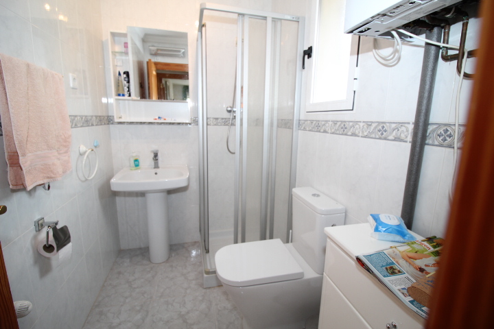 Chalet independiente con piscina privada en Las Filipinas, Villamartin