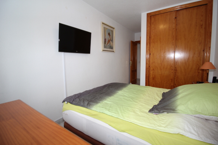 Chalet independiente con piscina privada en Las Filipinas, Villamartin
