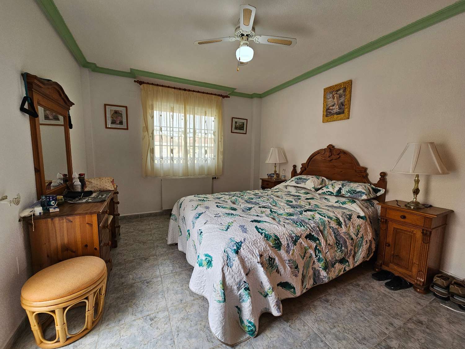 Villa de 4 dormitorios en venta en Villamartin