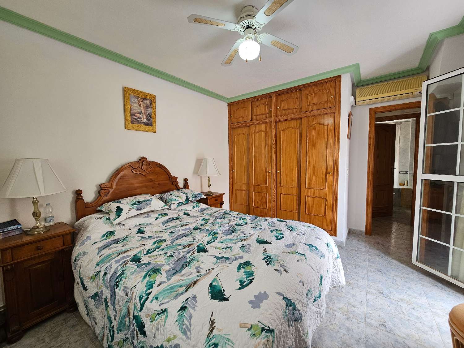 Villa de 4 dormitorios en venta en Villamartin