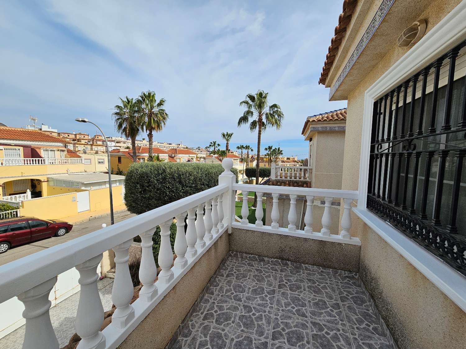 Villa de 4 dormitorios en venta en Villamartin