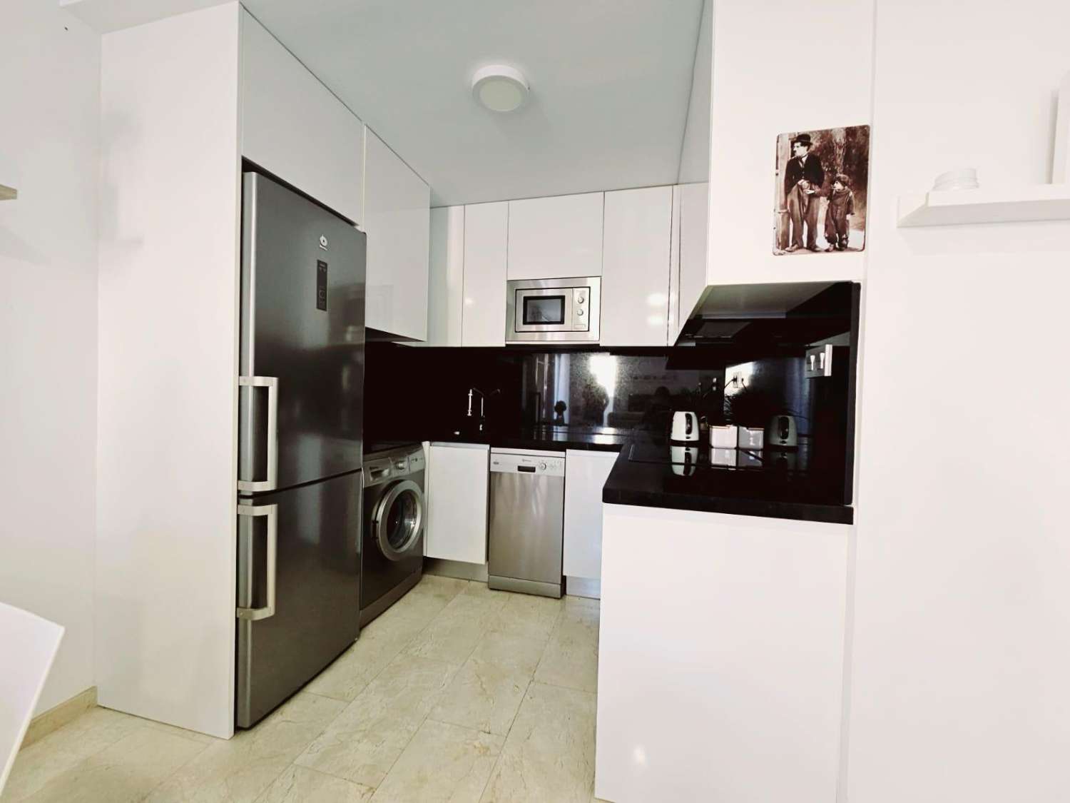 Apartamento moderno con terraza en Villamartín Orihuela Costa por solo 187.000 €