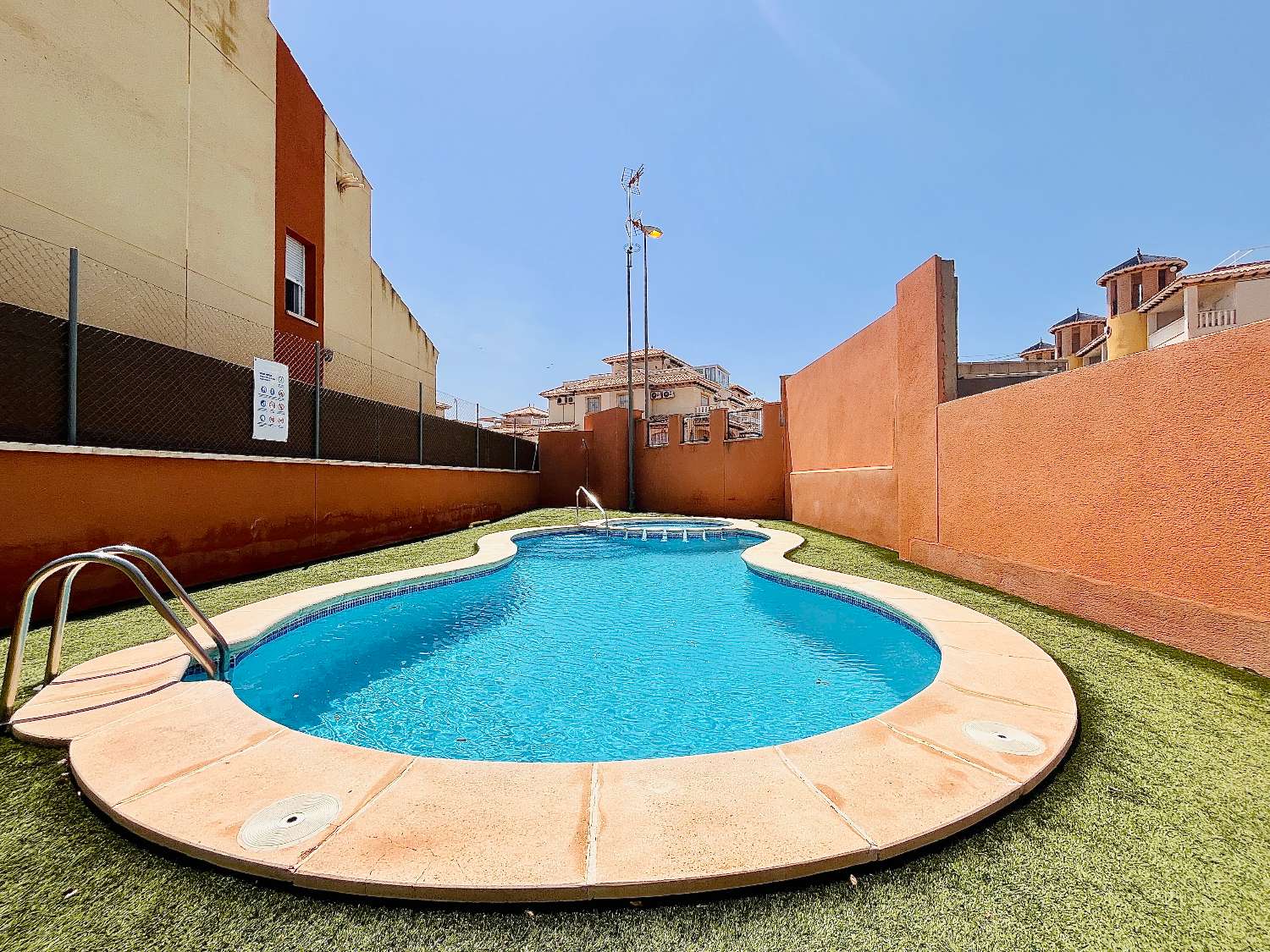 Adosado de 3 dormitorios en venta en Cabo Roig