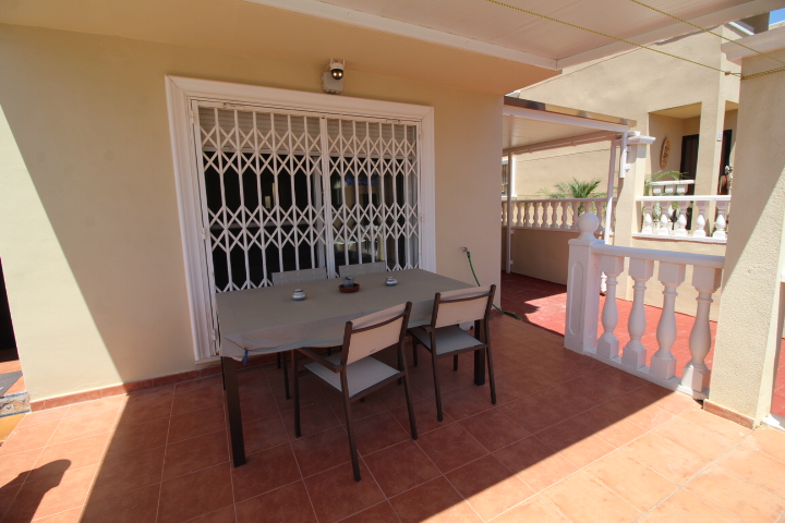 Chalet Independiente en El Galán con Vistas al Mar