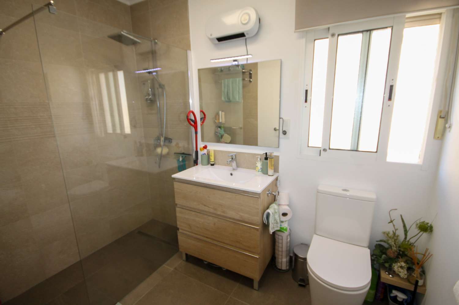 Fabuloso chalet adosado de 3 dormitorios con piscina