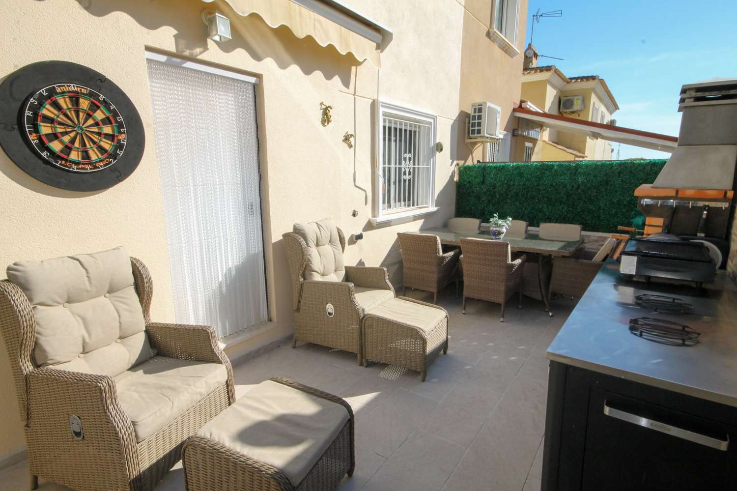 Fabuloso chalet adosado de 3 dormitorios con piscina