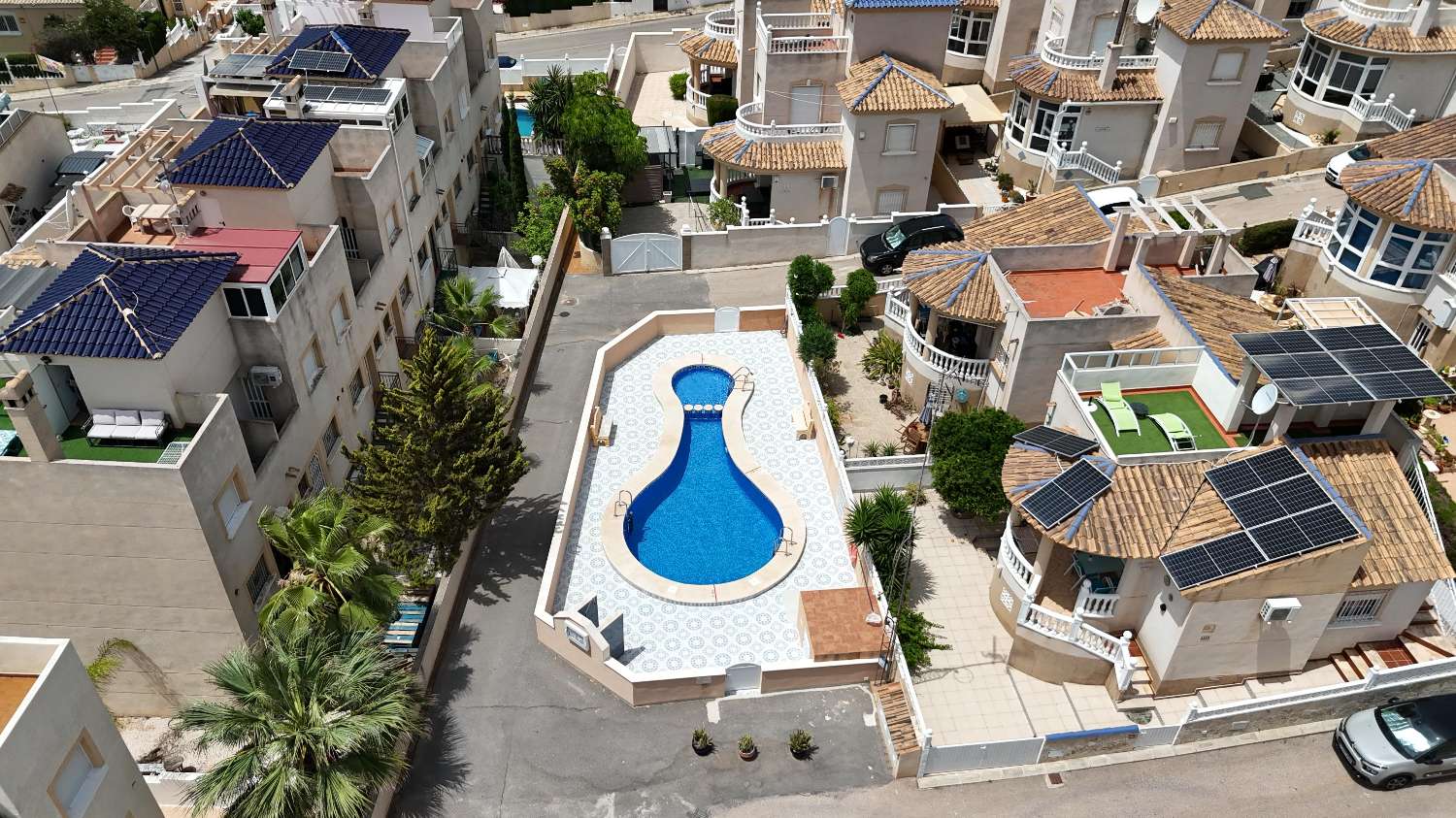 Villa de 2 dormitorios en venta en Villamartin