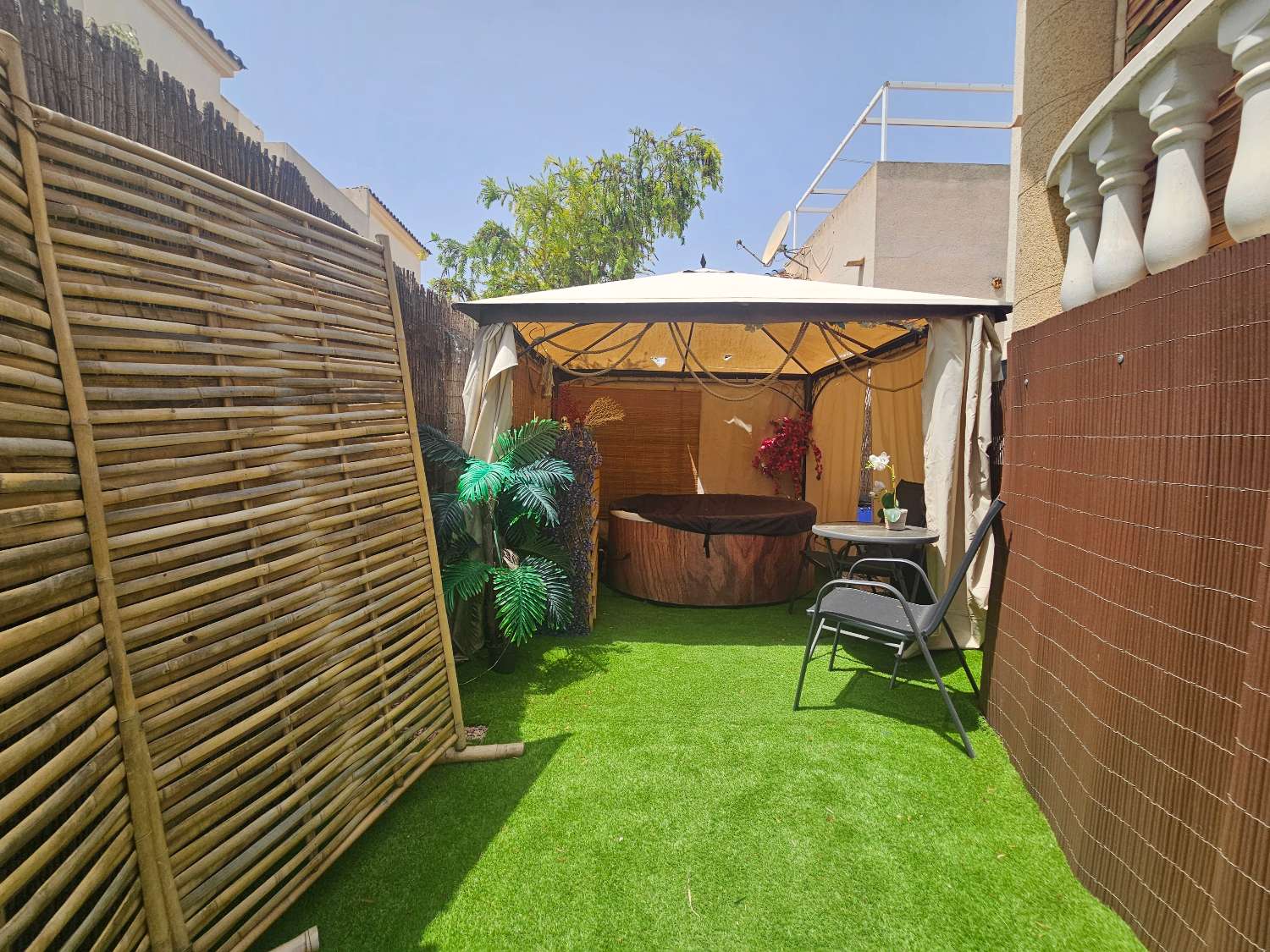 Villa de 2 dormitorios en venta en Villamartin