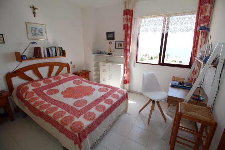 Apartamento de 3 habitaciones 50 metros de Playa, La Mata - Torrevieja