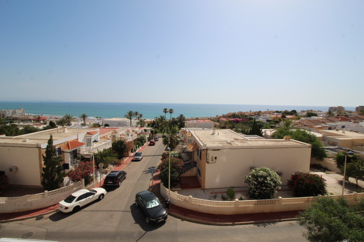 Apartamento de 3 habitaciones 50 metros de Playa, La Mata - Torrevieja