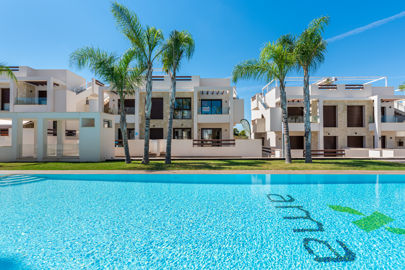 Apartamento planta baja con 2 habitaciones en Los Balcones (Torrevieja)