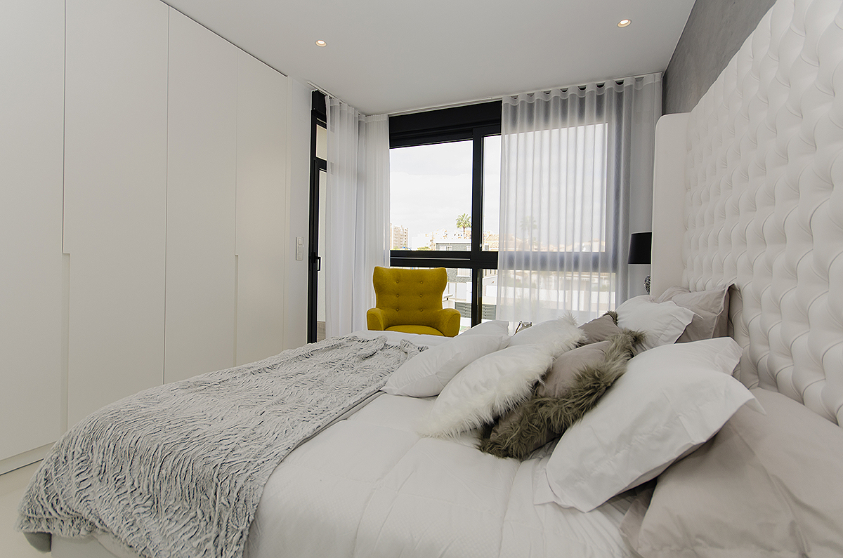 Villa de Lujo con 4 habitaciones y piscina privada en Dehesa de Campoamor (Orihuela Costa)