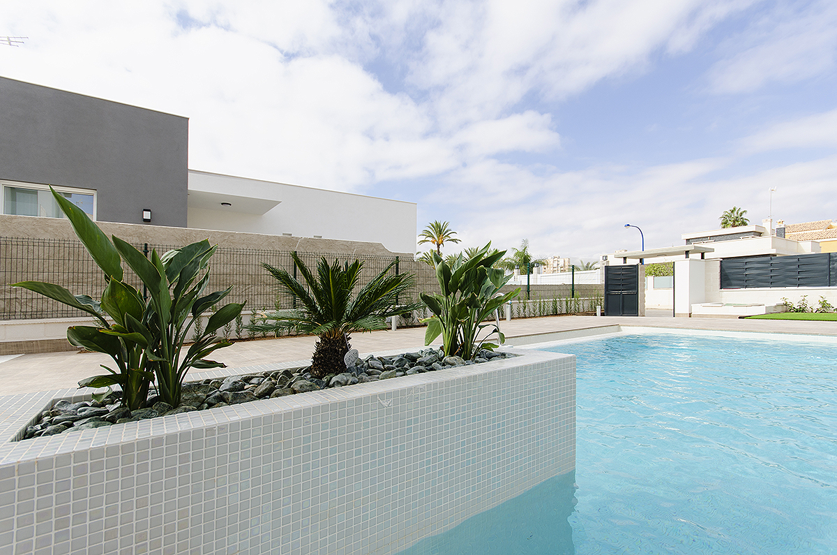 Villa de Lujo con 4 habitaciones y piscina privada en Dehesa de Campoamor (Orihuela Costa)