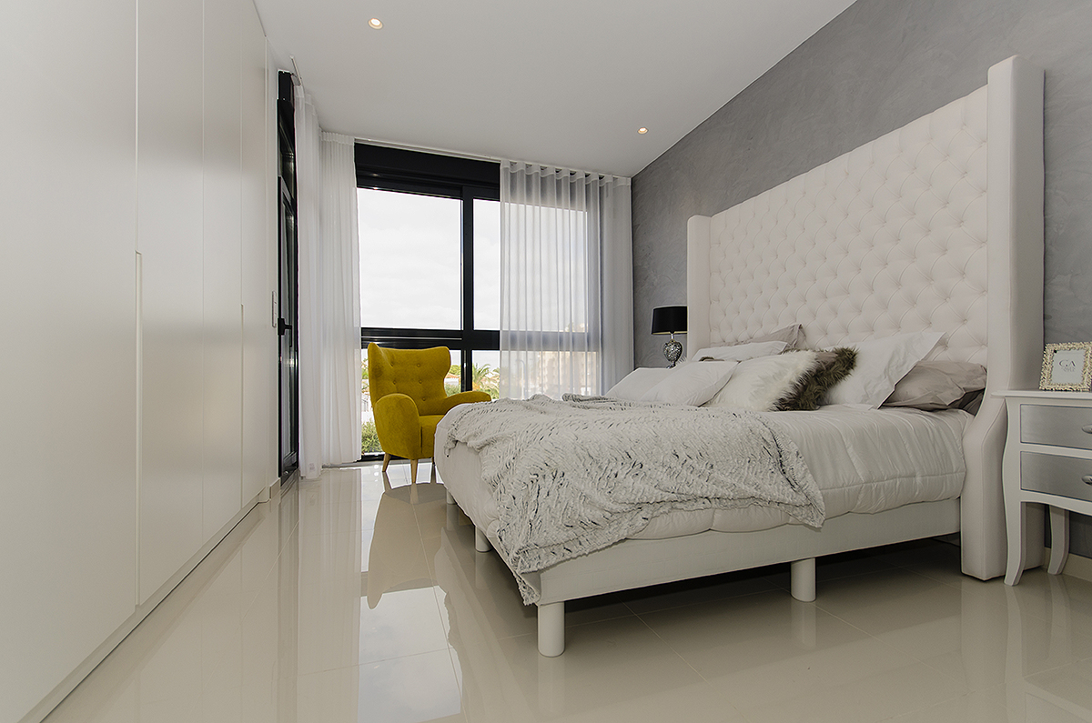 Villa de Lujo con 4 habitaciones y piscina privada en Dehesa de Campoamor (Orihuela Costa)