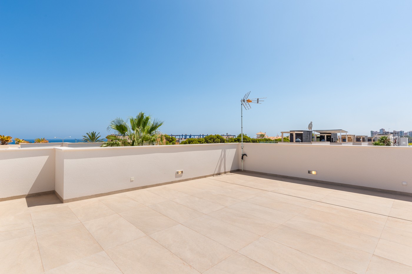 Luxury Villa with 3 bedrooms and private pool in Dehesa de Campoamor (Orihuela Costa)