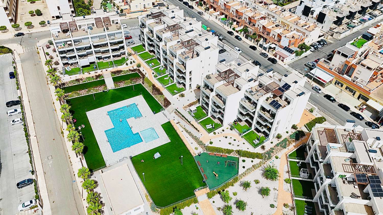 Ático de 2 dormitorios en venta en Villamartin