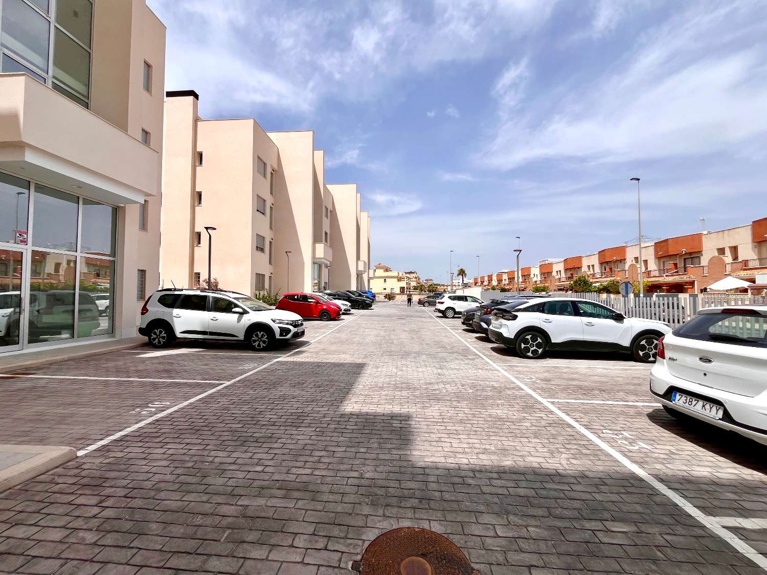 Ático de 2 dormitorios en venta en Villamartin