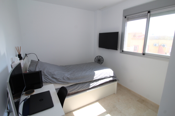 Luxuswohnung in einer Wohnanlage in Villamartin – 2. Etage mit Aufzug