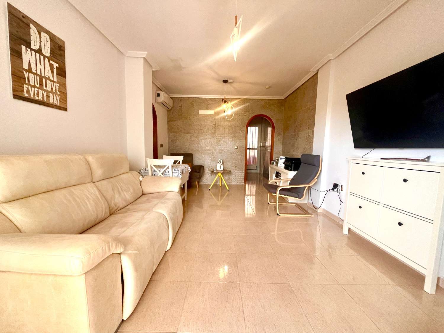 Apartamento bajo En Urb Playa Golf – Los Dolses