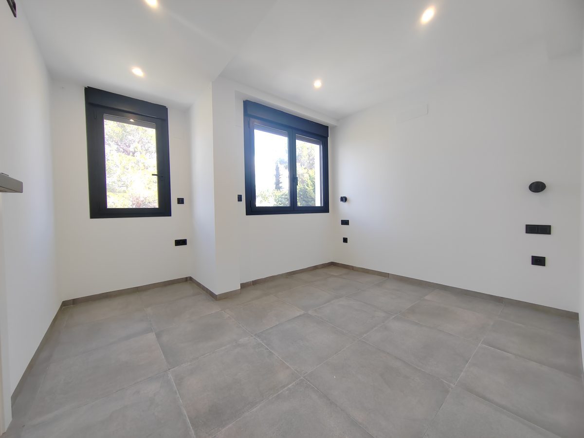 Luxuriöse Villa mit 4 Schlafzimmern in Los Balcones